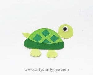 Easy Paper Plate Turtle Craft For Preschoolers - Arty Crafty Bee